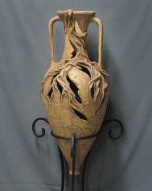 Керамическая амфора 