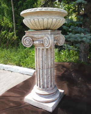 Колонна керамическая на 2сегмента, с ионической всесторонней капителью и базой