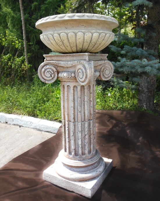 Колонна керамическая на 2сегмента, с ионической всесторонней капителью и базой