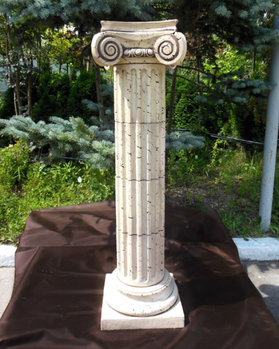 Колонна керамическая на 4сегмента, с ионической всесторонней капителью и базой