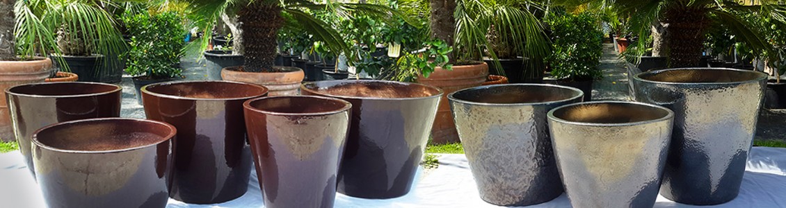 Керамічні горщики великих розмірів