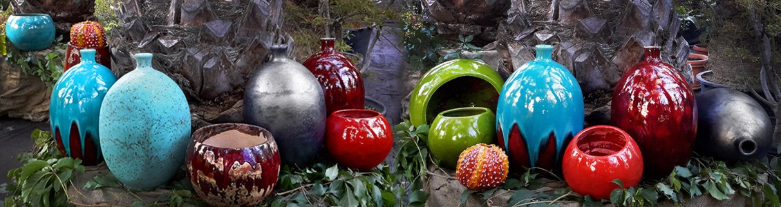 Вази, горщики, чаші